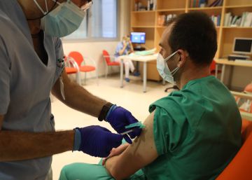 Desinformación sobre las vacunas: ni rechazarlas todas ni aceptarlas “sin rechistar”