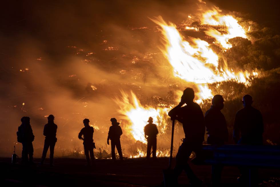 Incendio forestal en Navalacruz (Ávila).