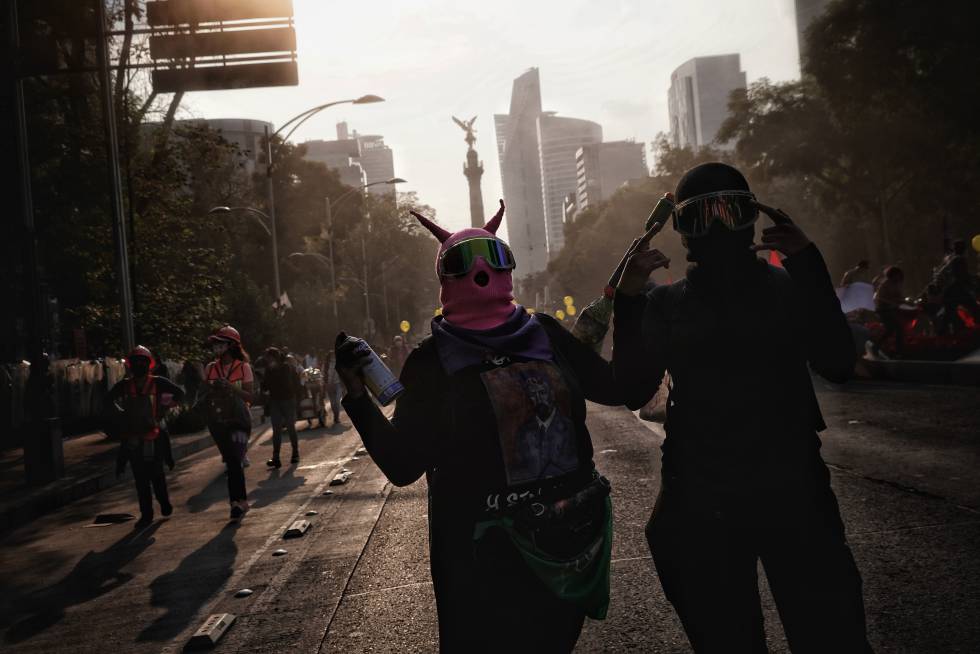 La marcha del 25-N de Ciudad de México, en imágenes