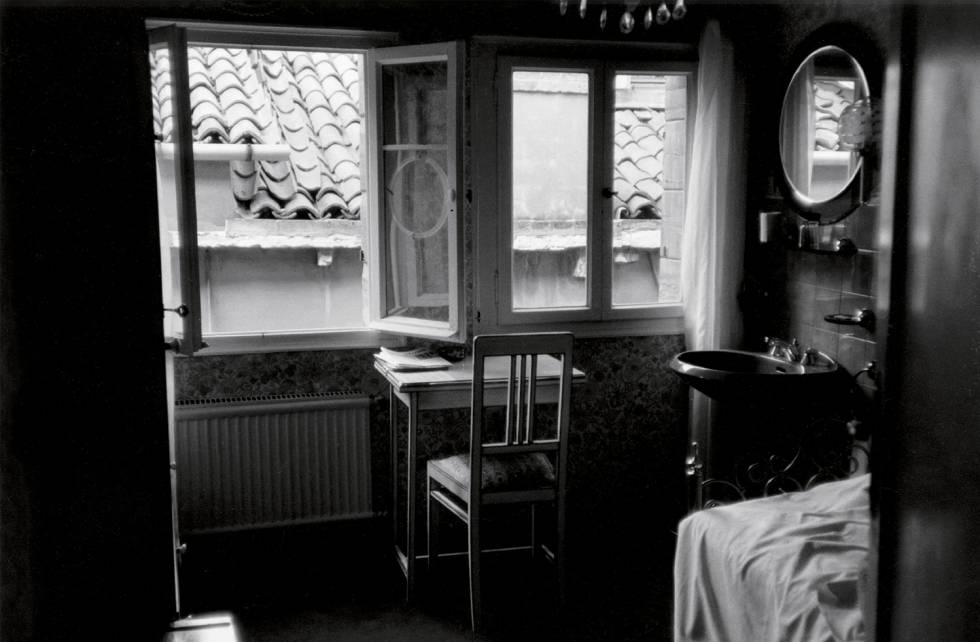 Detalle de “Habitación 25” de The Hotel por Sophie Calle, Siglio, 2021.