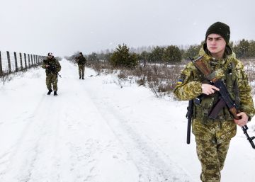 Un día patrullando la frontera de Chernóbil, en imágenes Un día patrullando la frontera de Chernóbil, en imágenes
