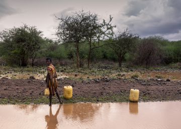 Vivir sin agua potable y con una sola comida al día Vivir sin agua potable y con una sola comida al día