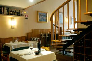 Comedor del restaurante La Salseta, en Sitges (Barcelona). Comedor del restaurante La Salseta, en Sitges (Barcelona).