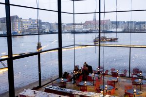 Cafetería de la Ópera de Copenhague, en Dinamarca.