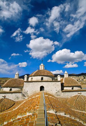 Cúpulas de la iglesia de San Francisco, en Potosí (Bolivia).