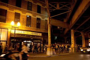 Exterior de Double Door, un lugar ideal para quienes busquen música en directo en Chicago.