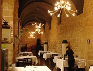 Comedor del restaurante Las Duelas, en Haro (La Rioja).