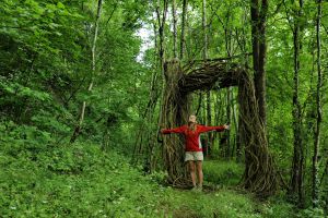 Una de las obras del museo al aire libre Opera Bosco, cerca de Calcata.