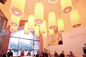 Halle, café en el distrito de los museos.