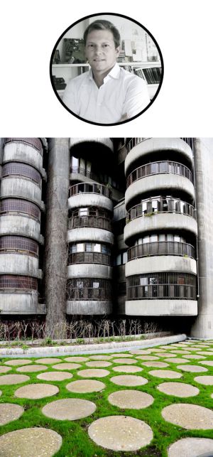 Torres Blancas, del arquitecto Sáenz de Oiza. En la foto redonda, Ben Busche.
