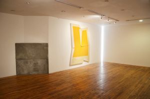 Interior de la Y Gallery.