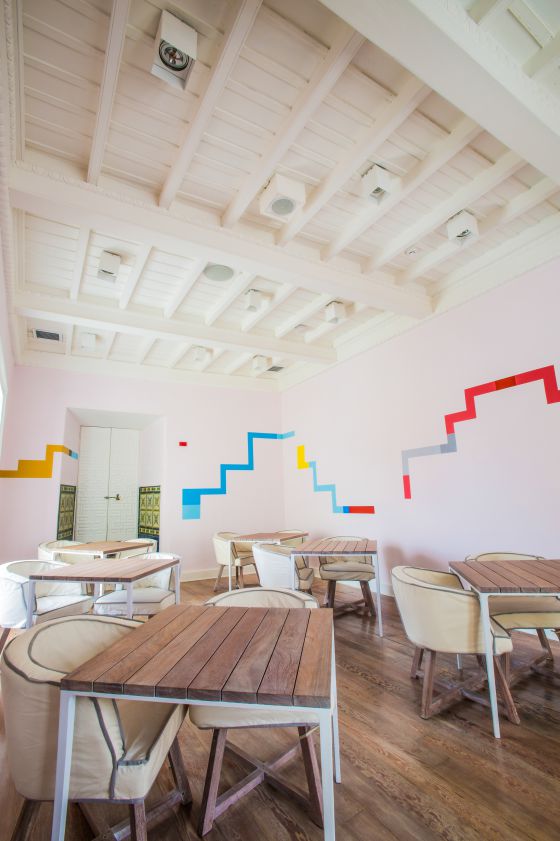 La barra, una de las zonas del restaurante en una hacienda del siglo XVIII