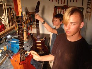 Dos alumnos del taller de Ekkehard Hoffmann.
