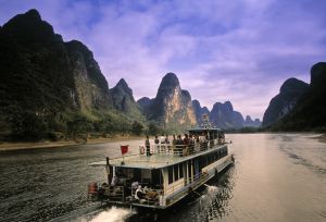 Crucero turístico por el río Li.