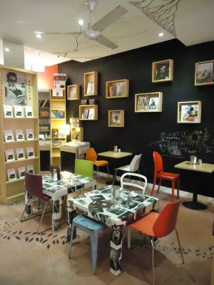 Librería-café La Hydra, en Salamanca. Librería-café La Hydra, en Salamanca.