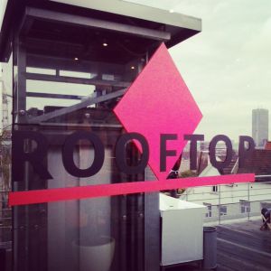 Terraza del Rooftop Play Label, en Bruselas. Terraza del Rooftop Play Label, en Bruselas.
