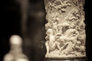 Detalle sobre Baco y el vino en el Museo Vivanco.