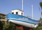 A su derecha, el barco de Chanquete A su derecha, el barco de Chanquete