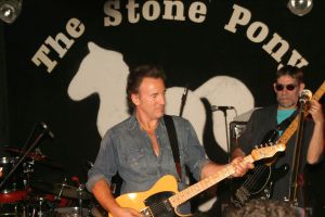 Bruce Springsteen durante una de sus últimas actuaciones en The Stone Pony, en Nueva Jersey.