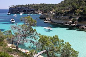 La cala de Portals Vells en Calvià (Mallorca). La cala de Portals Vells en Calvià (Mallorca).
