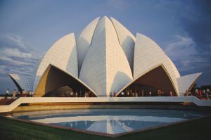 Lotus Temple, en Nueva Delhi. Lotus Temple, en Nueva Delhi.