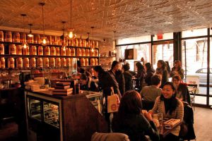 Interior de Bosie Tea Parlor, en el West Village de Nueva York. Interior de Bosie Tea Parlor, en el West Village de Nueva York.