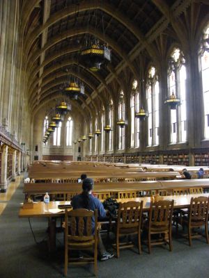 Biblioteca de la Universidad de Washington, en Seattle.