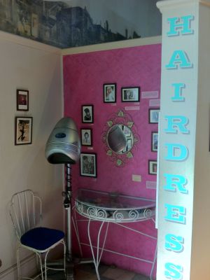 Alguno de los objetos expuestos en el museo District Six, en Ciudad del Cabo.