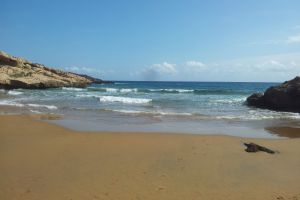 Cala de los Déntoles, cerca de Cabo de Palos (Murcia).