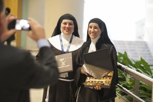 Sor Miriam y Sor Amada en Madrid Fusión 2016.