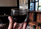 Un café con encanto, ‘please’ Un café con encanto, ‘please’