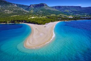 Playa de Zlatni Rat, en Croacia.