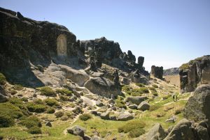 Senderistas en la Serra da Estrela, en Portugal.