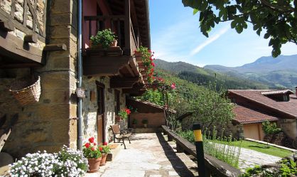 Casona Malvasía, escapada enoturística en Liébana