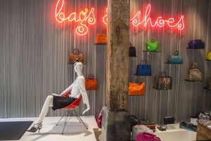 La tienda Del Rosa al Amarillo, en Santander.