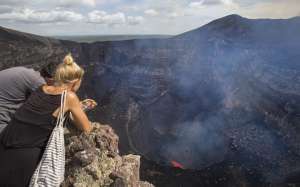 Cráter del volcán Masaya, en Nicaragua.