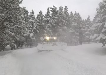 Atracón de nieve en las pistas de esquí Atracón de nieve en las pistas de esquí
