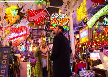 Un Londres de neón y diversión Un Londres de neón y diversión