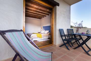 Habitación de la hospedería Bajo el Cejo, en Alhama de Murcia.