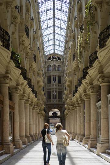 El Pasaje de Lodares, galería comercial de 1925, en Albacete.