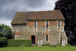 El único edificio que queda del antiguo monasterio franciscano de Greyfriars, construido en 1267 en Canterbury, es ahora una capilla anglicana.