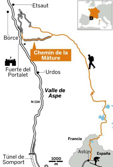 Un balcón sobre el precipicio en el Pirineo francés