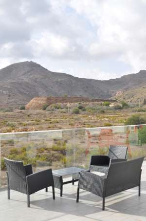 Terraza del hotel Portmán, en Murcia.