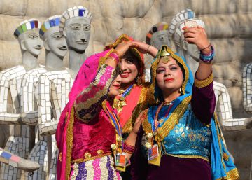 Un simpático ‘selfie’ en India Un simpático ‘selfie’ en India