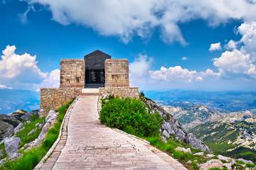 El mausoleo de Njegoš, en el parque nacional de Lovcen, en Montenegro.