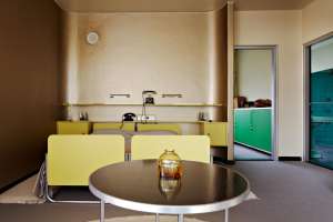 La Huis Sonneveld, obra maestra del funcionalismo holandés que se conserva casi intacta, fue proyectada en 1933 por el estudio Brinkman & Van der Vlugt.