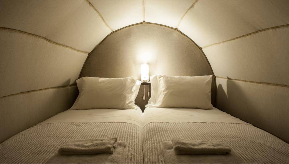 Cama dentro de una barrica en la Casa dos Toneis (Quinta do Rapozinho), en el pueblo de Sendim, al norte de Portugal.