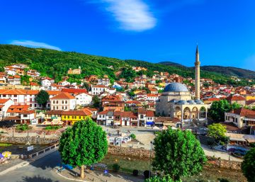 Prizren, entre muecines y campanadas