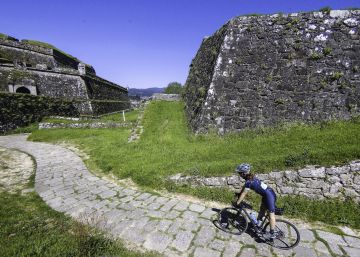 Pedaleando junto al Miño en Portugal Pedaleando junto al Miño en Portugal