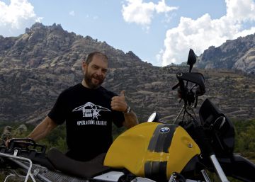 Desafío en moto por el Pamir Desafío en moto por el Pamir